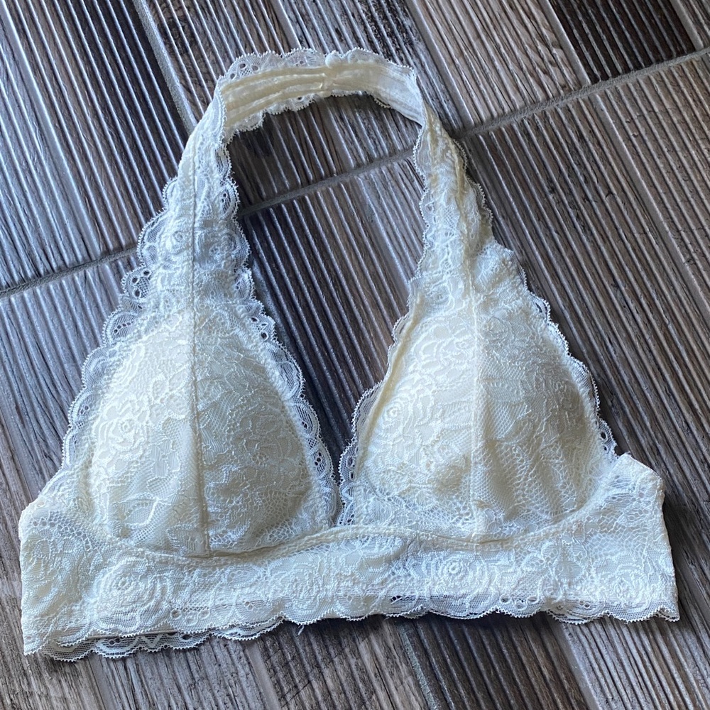 🎁Free Press Cream Lace Halter Bralette